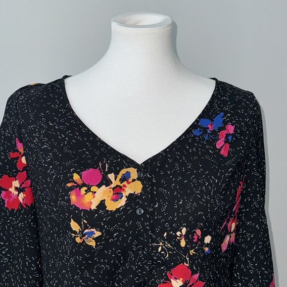 BP. Top Boxy Button Front Flare Sleeve Casual Floral Shirt Womens Medium - Picture 2 of 7